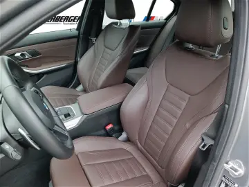 M340i xDrive Limo 19