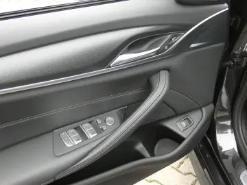520d Limousine M Sportpaket Head-Up HiFi DAB