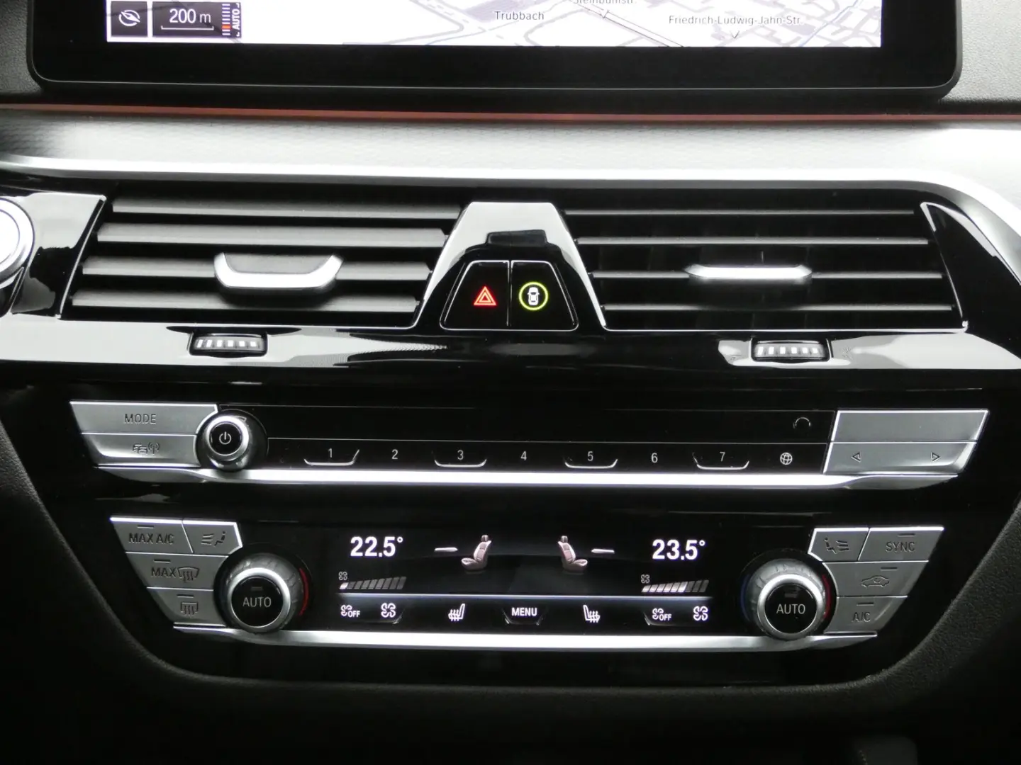 520d Limousine M Sportpaket Head-Up HiFi DAB