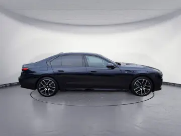 740d xDrive M Sportpaket Innovationsp. Standhzg.