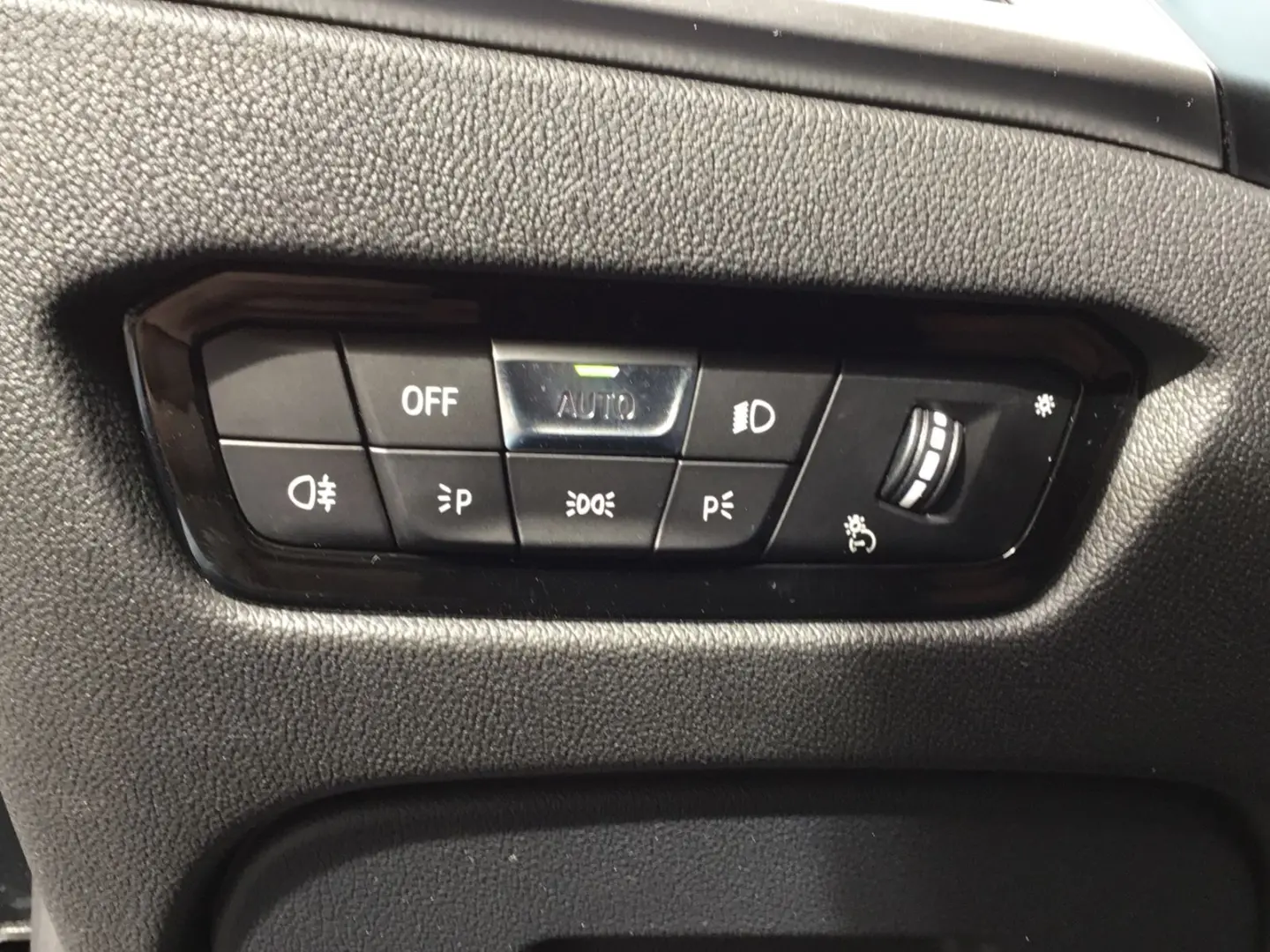 M3 Limousine LC PROF+HUD+PAP+LED+E SITZE+LEDER