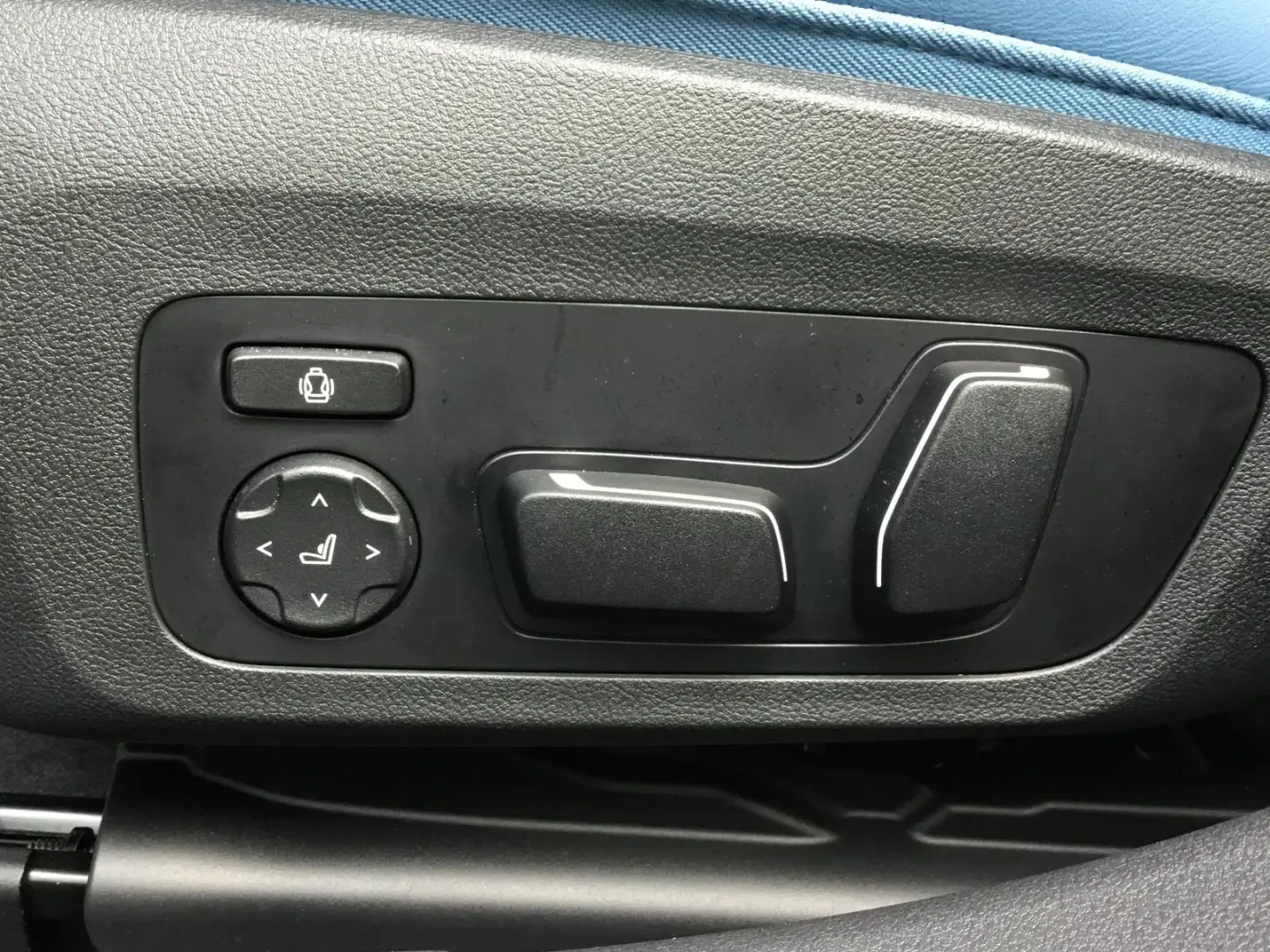 M3 Limousine LC PROF+HUD+PAP+LED+E SITZE+LEDER