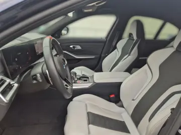 M3 Competition Limousine