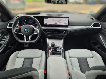 M3 Competition Limousine