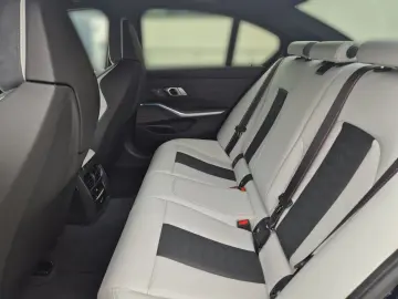 M3 Competition Limousine