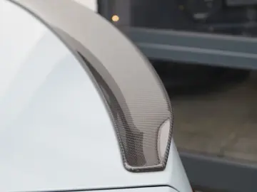 M5 Limousine ComPak DrivAssProf ParkAssProf 21