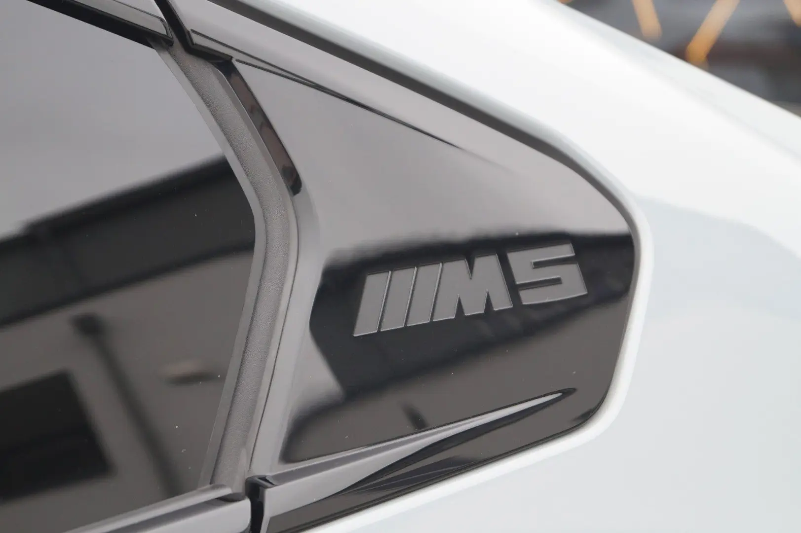 M5 Limousine ComPak DrivAssProf ParkAssProf 21
