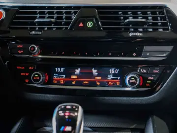 M5 MSITZE*CARBON*B&W*360°*LASER*AHK*MSPORTAGA