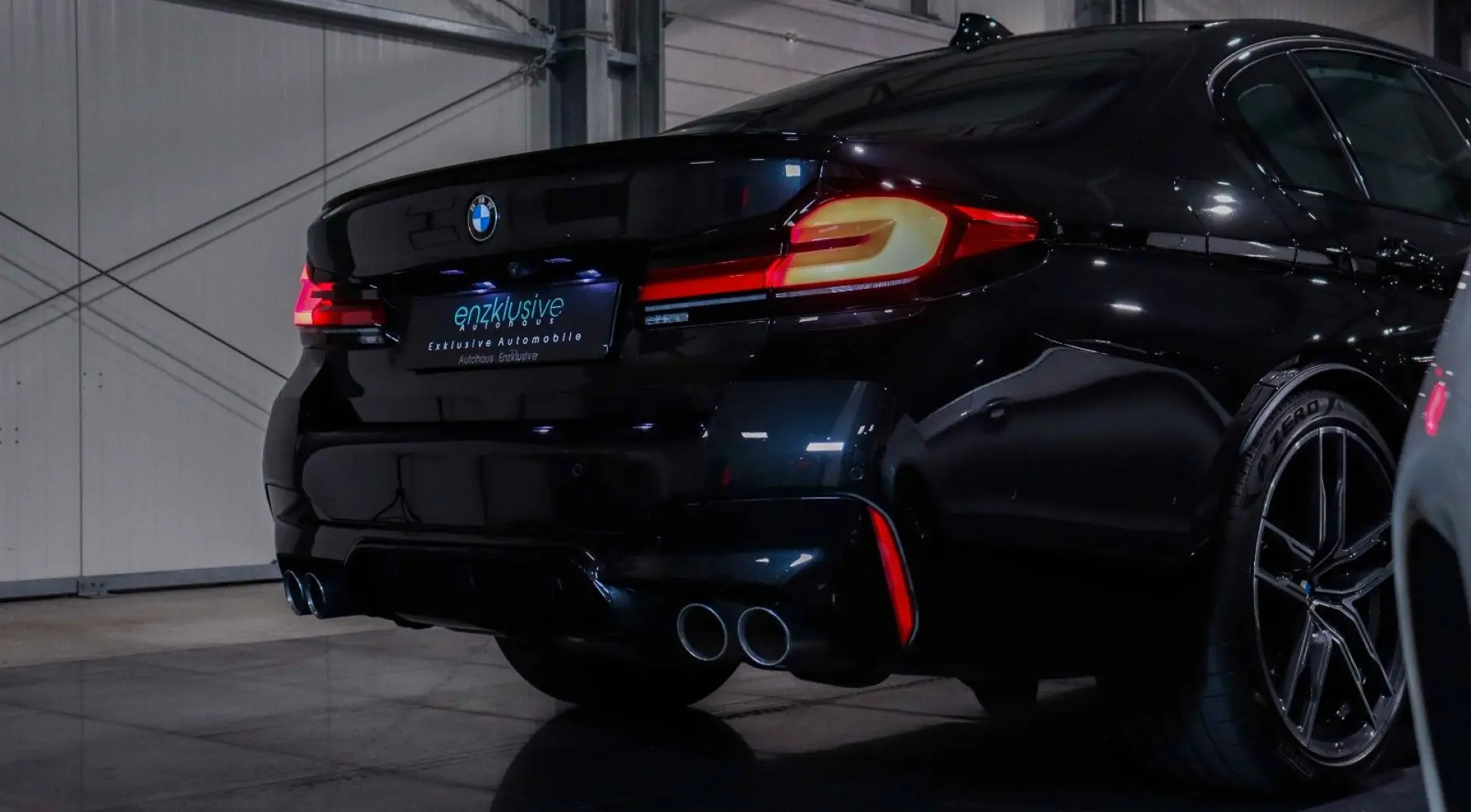 M5 MSITZE*CARBON*B&W*360°*LASER*AHK*MSPORTAGA