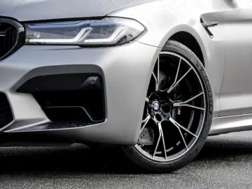 M5 Limousine COMPETITION+AHK+DA PROF+360°+20