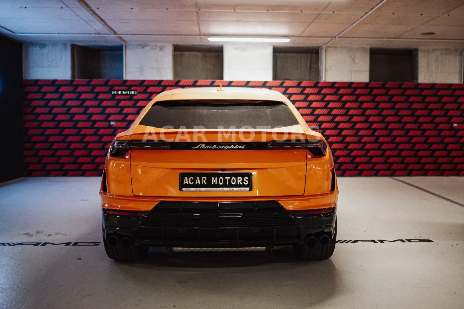 Urus S  Arancio Borealis  1. Hand 666 PS