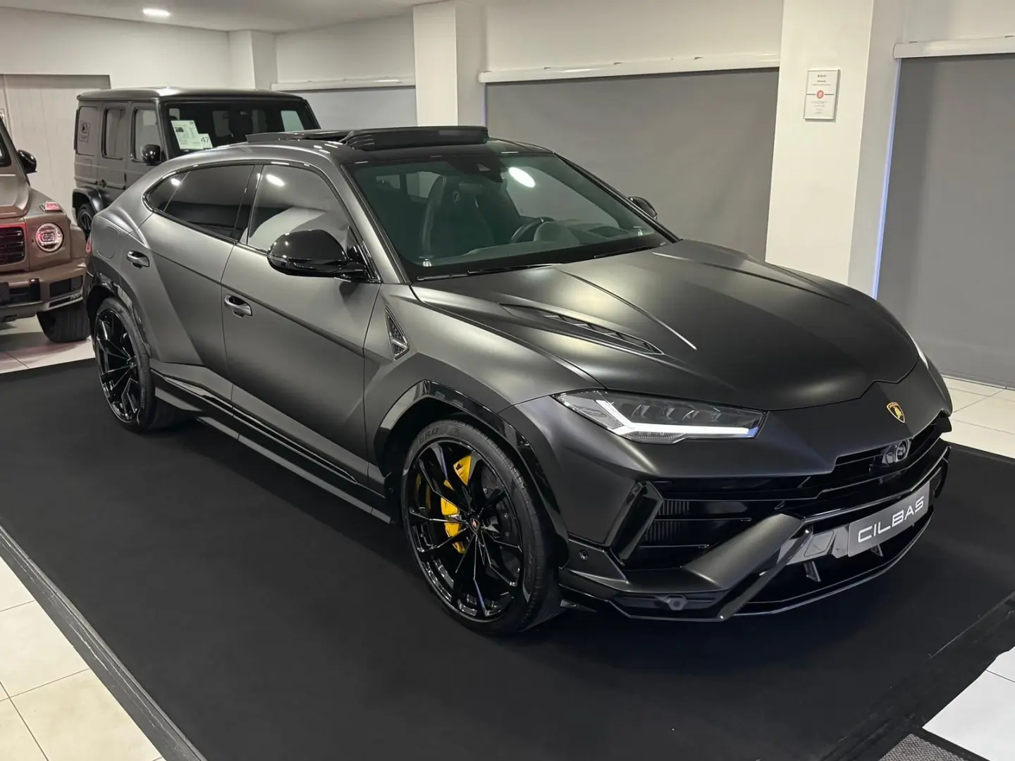Urus S*StylePack*3D-B&O*360*AIR*23ZOLL*PANO*SOFT
