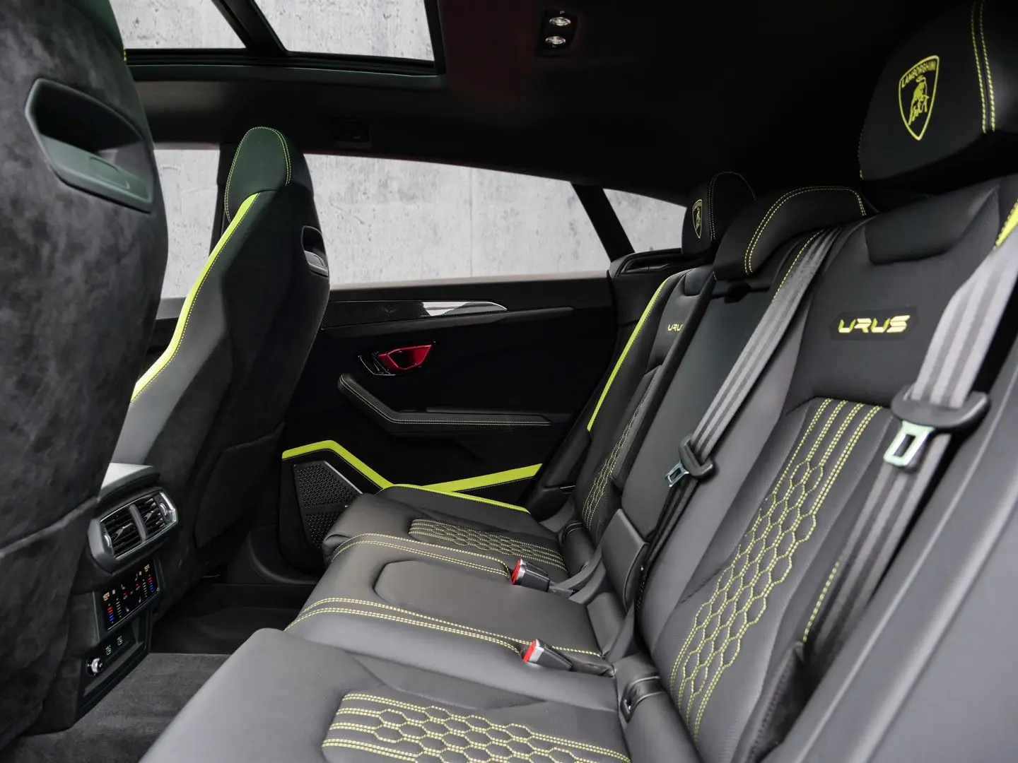 Urus Perfomante Nero Helene, Full Exterior Carbo