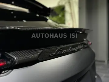 Urus S NOVITEC ESTESO WIDEBODY,NERO MATT,CARBON