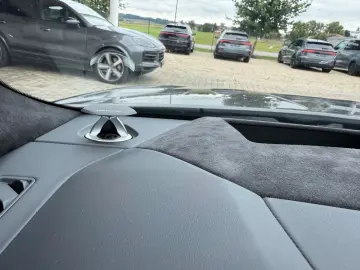 Urus S V8 Sport