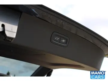 XC90 T8 AWD Recharge Core