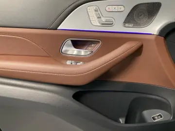 GLE 450 d 4M AMG+AHK+360°+Night+StHz+HuD+Pano