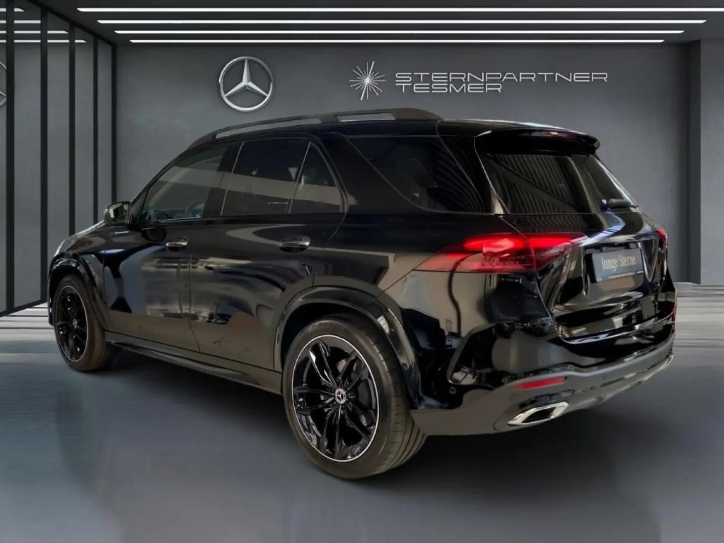 GLE 450 d 4M AMG+AHK+360°+Night+StHz+HuD+Pano
