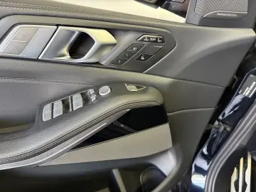 X7xDrive30d M Sport Laser ACC PanoSky 360 TV AHK