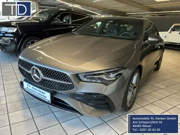 CLA 180 AMG-Line  LED Navi  Keyless-go  PDC