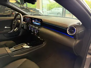 CLA 180 Coupé AMG ADVANCED+ SMARTPHONE INTE. VZA