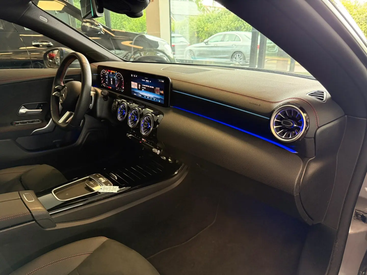 CLA 180 Coupé AMG ADVANCED+ SMARTPHONE INTE. VZA