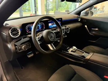 CLA 180 Coupé AMG ADVANCED+ SMARTPHONE INTE. VZA