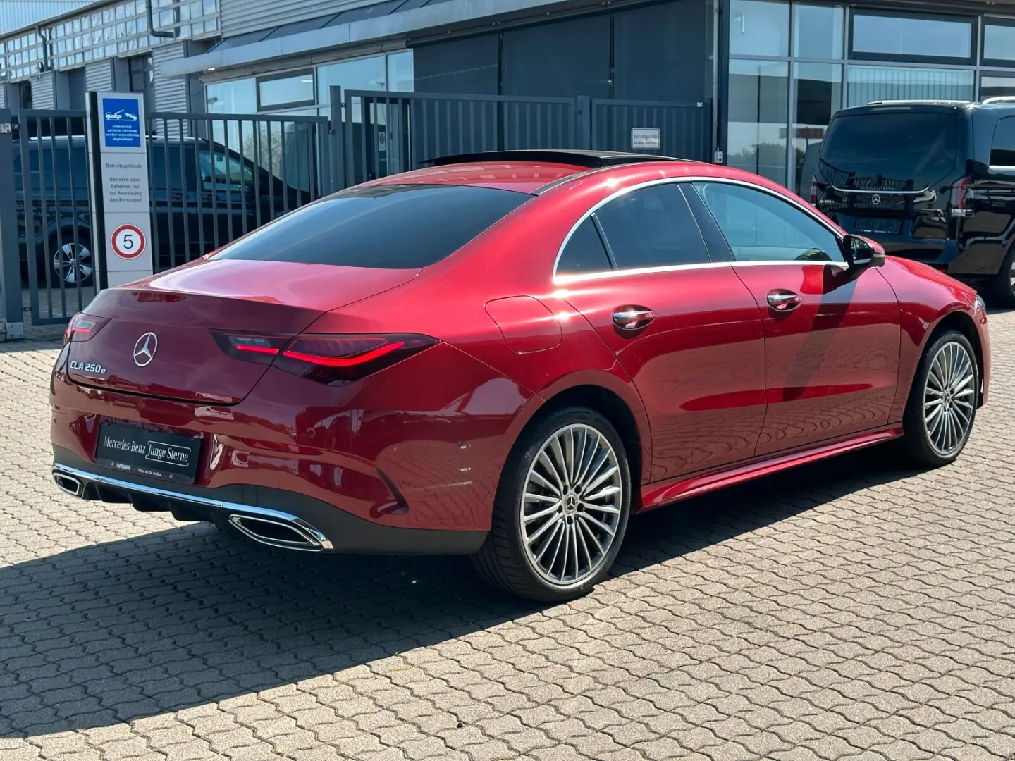 CLA 250 e AMG.Premium+Pano+360°+Fahr.assi+Multib