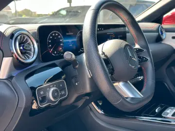 CLA 250 e AMG.Premium+Pano+360°+Fahr.assi+Multib