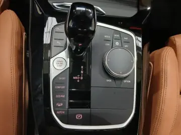 X3 xDr. 30dA M Sport AHK Panorama Standh 21Zoll