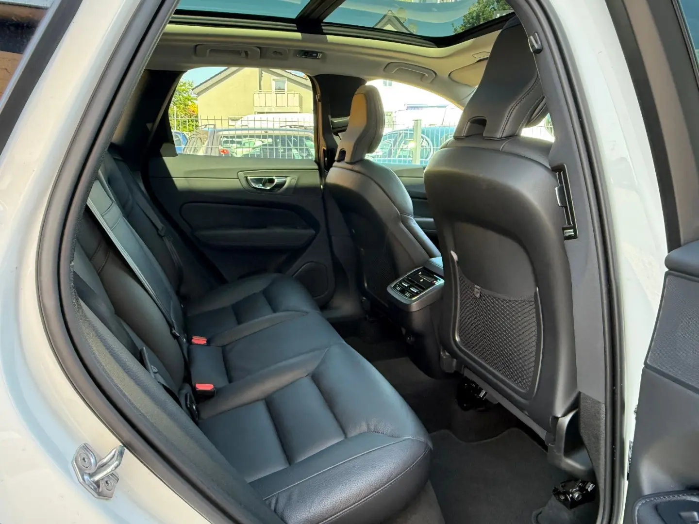 Volvo XC 60 XC60 Momentum Pro AWD