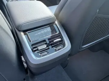 Volvo XC60 Xenium Pro AWD  Pano