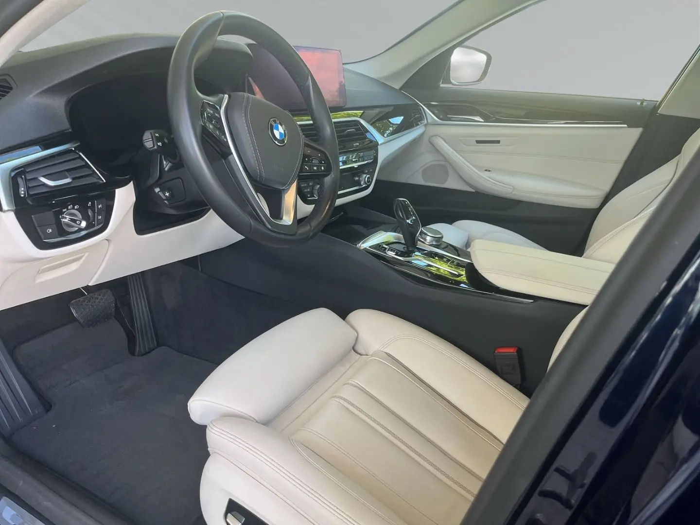 520 d Aut. Limousine/Navigation/Leder/LED