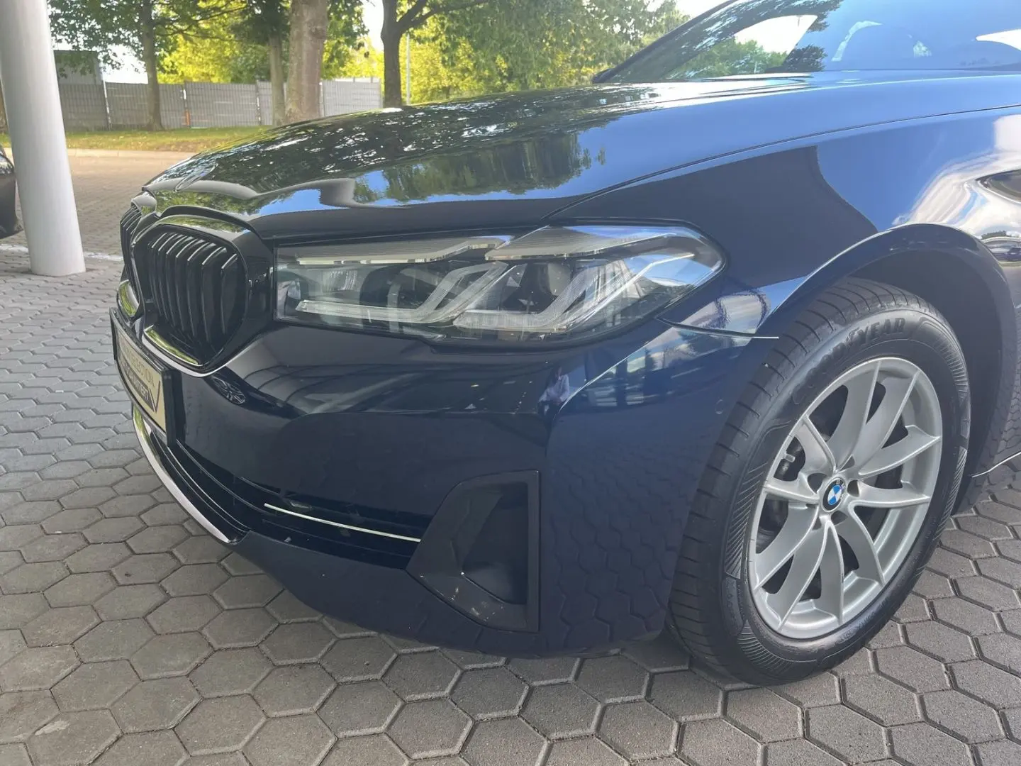 520 d Aut. Limousine/Navigation/Leder/LED
