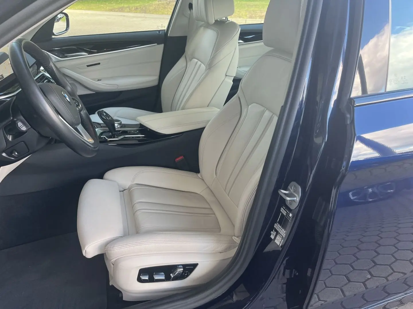 520 d Aut. Limousine/Navigation/Leder/LED