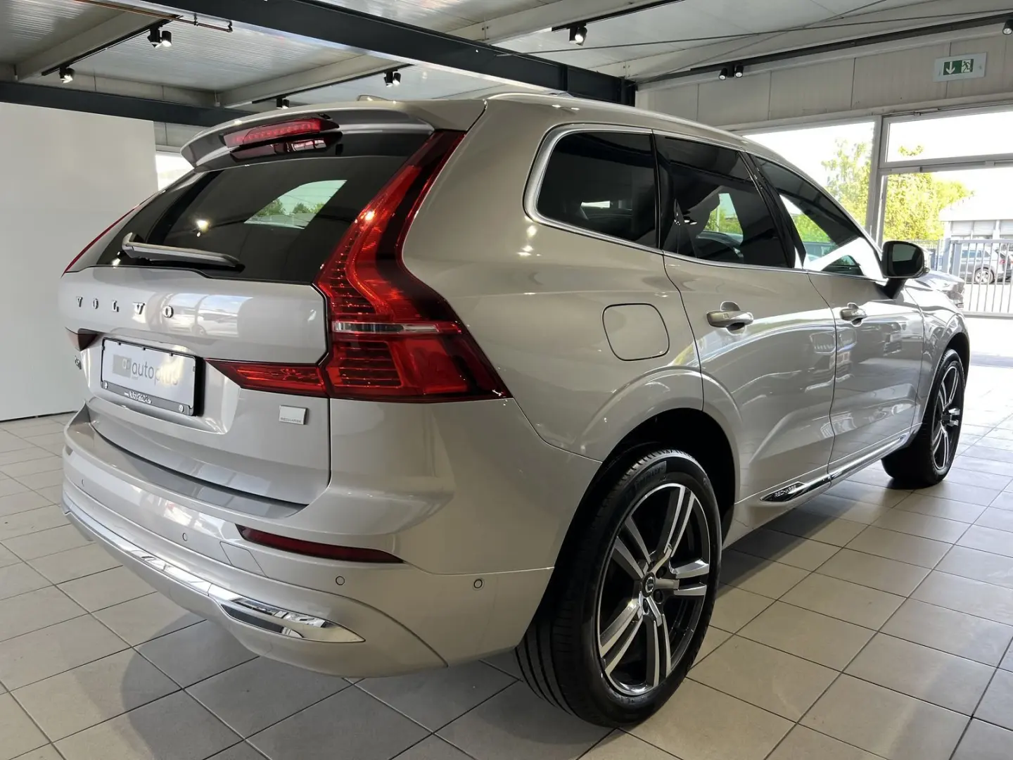 Volvo XC60 T6 Plus Bright Recharge AWD