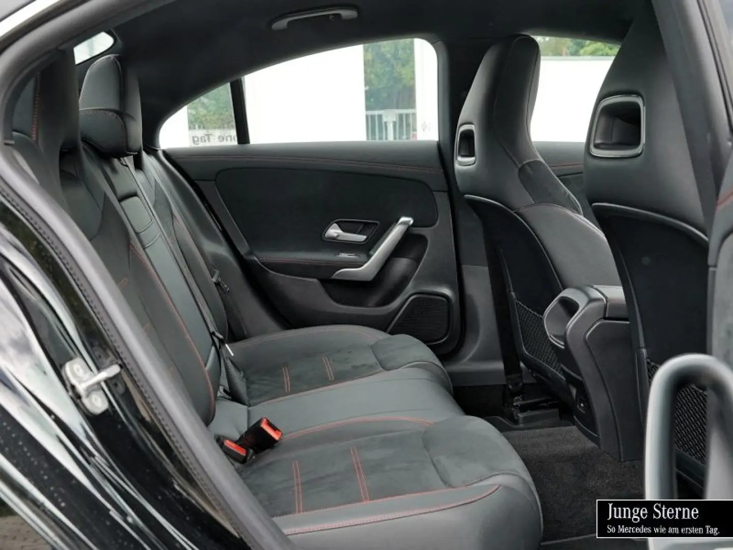 CLA 200 AMG AMBIENTE+KAMERA+KEYLESS+WINTER+18''