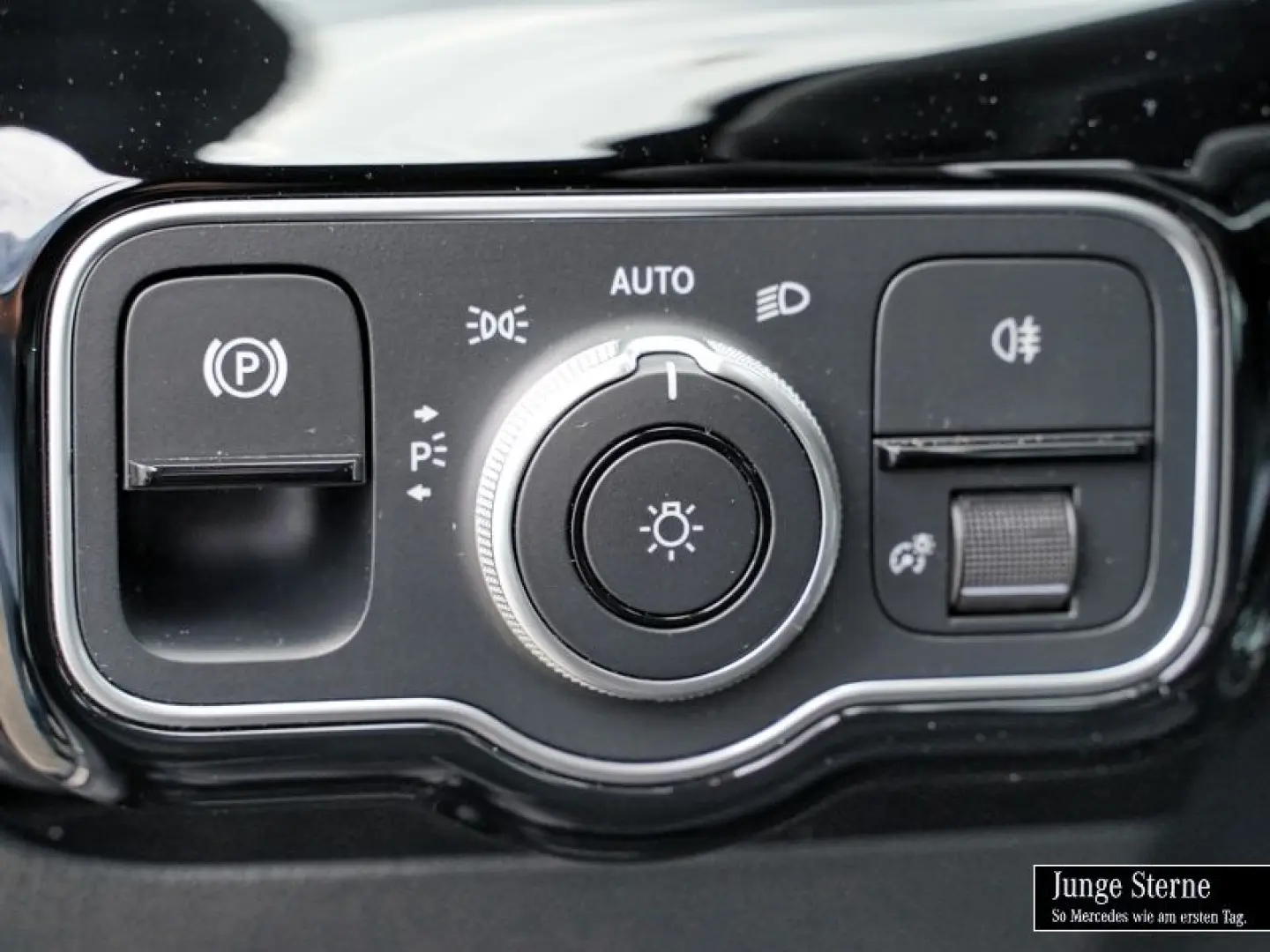CLA 200 AMG AMBIENTE+KAMERA+KEYLESS+WINTER+18''