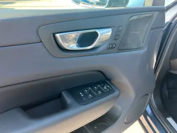 Volvo XC60 T6 AWD Inscription Recharge Plug-In Hybrid