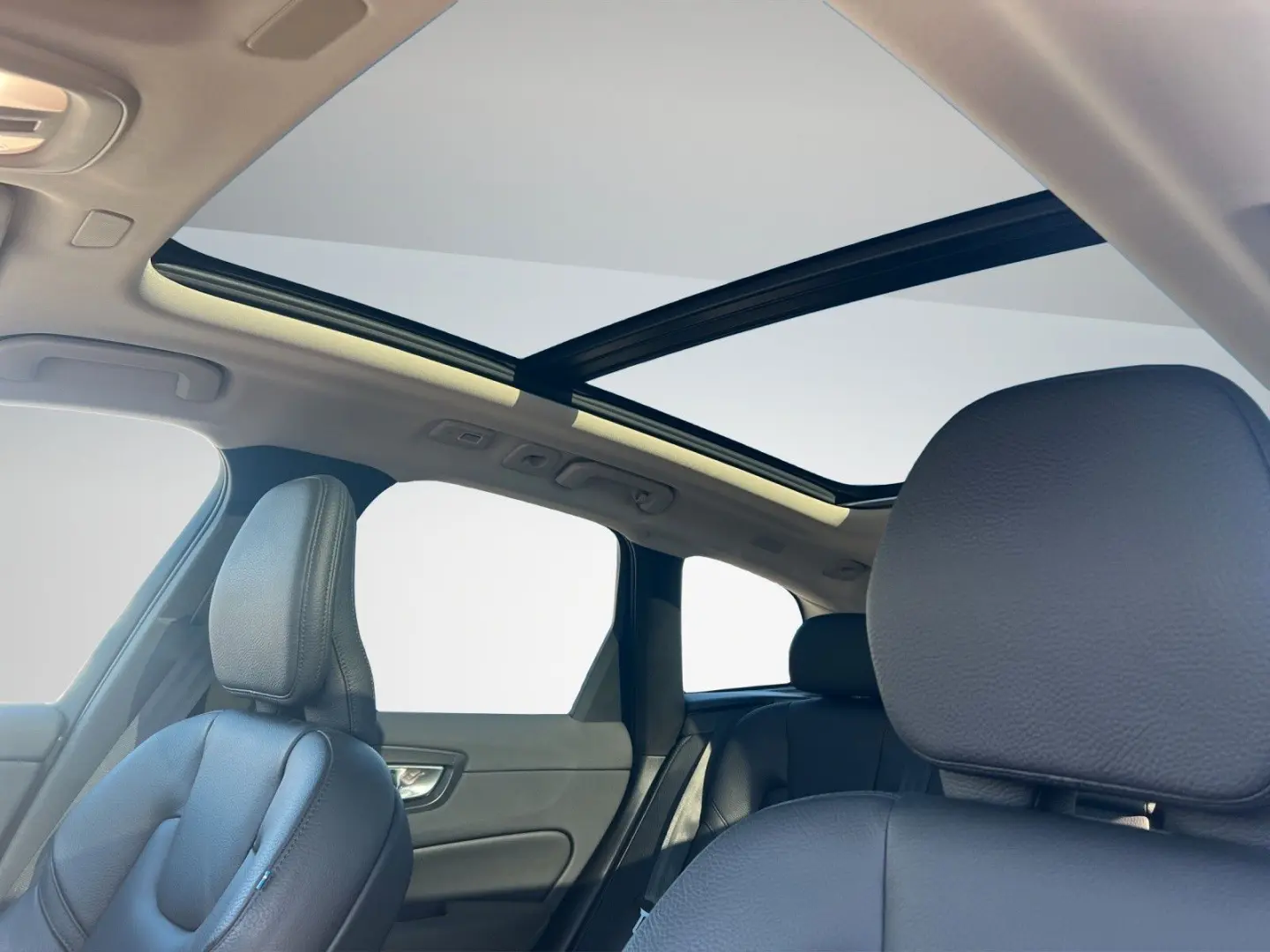 Volvo XC60 T6 AWD Inscription Recharge Plug-In Hybrid