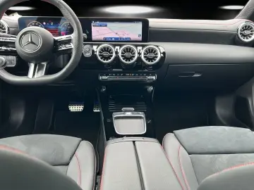 CLA 180 AMG Prem AHK Pano LED Memo KeyGo Totwink
