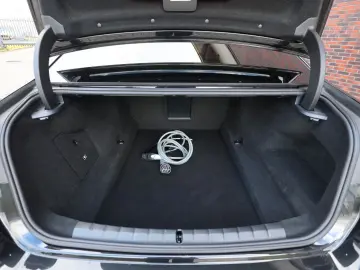 M760e xDrive   Sky - Drive Pro - Lounge