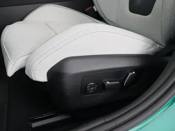 M5 Sedan