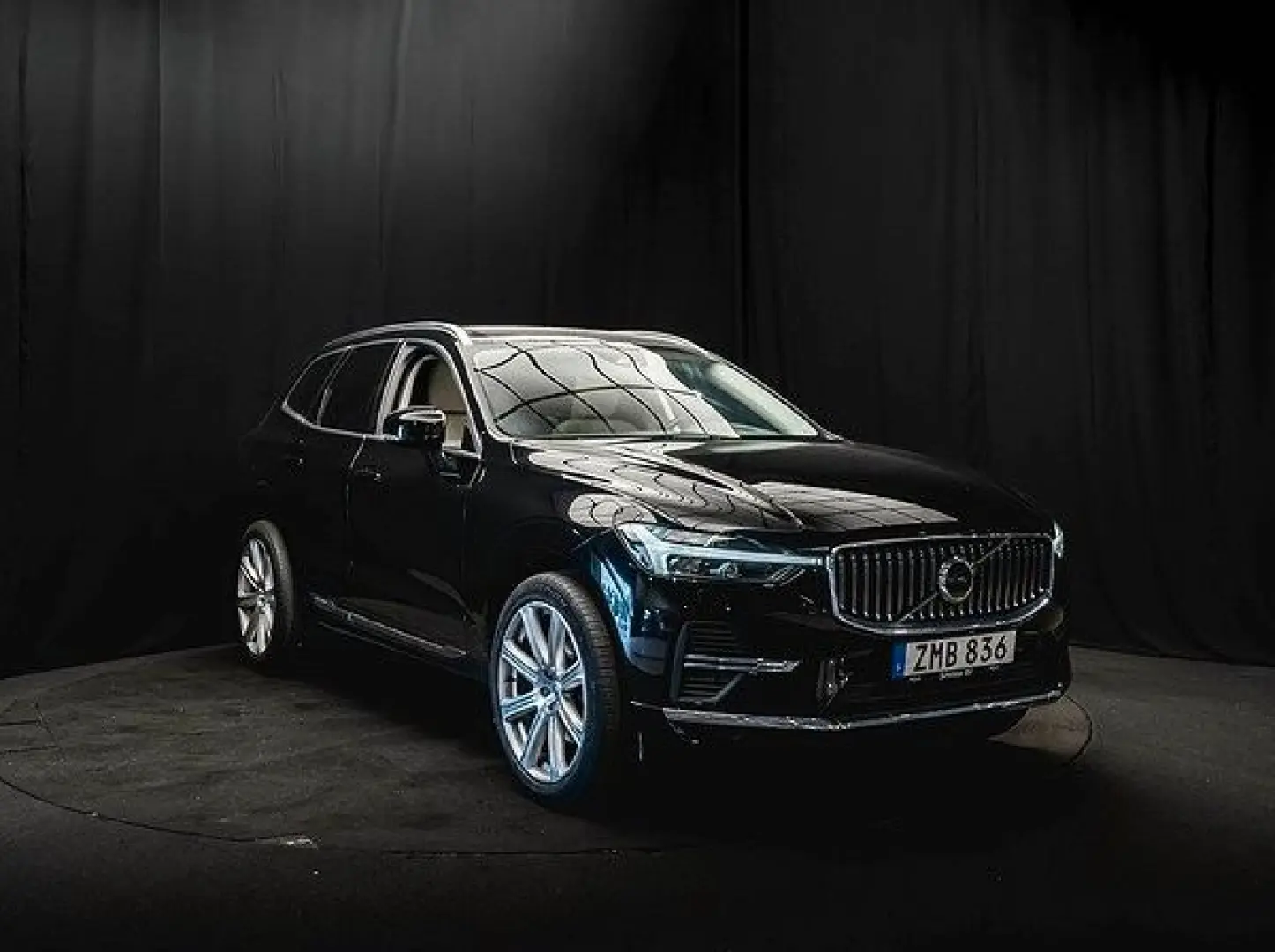 Volvo  XC60 Recharge T6 AWD PANO 18.8 kWh