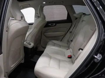 Volvo  XC60 Recharge T6 AWD PANO 18.8 kWh