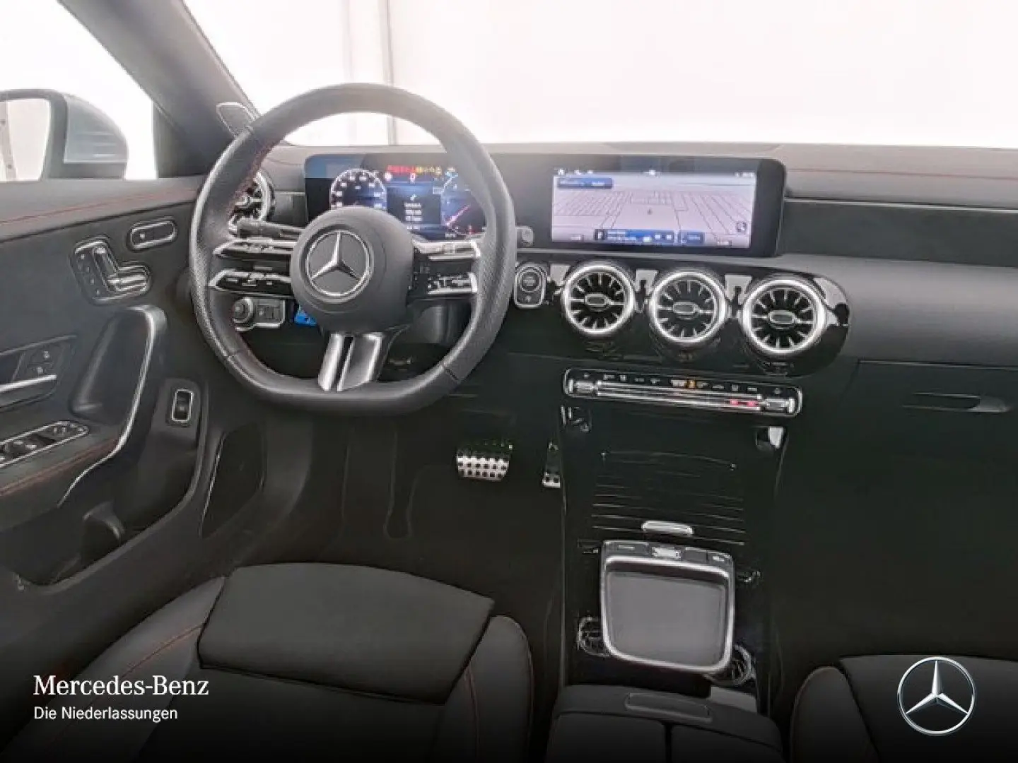 CLA 220 d AMG Premium+ PANO HeadUp 360°