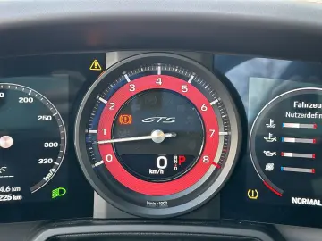 911 Carrera Coupe GTS KERAMIK! SCHALENSITZE!