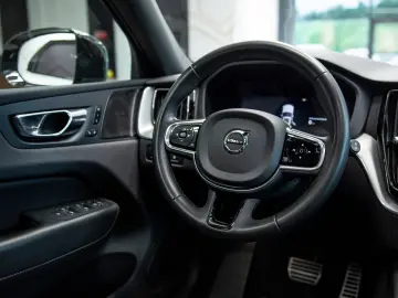 Volvo XC60 Recharge 2.0 T8 AWD