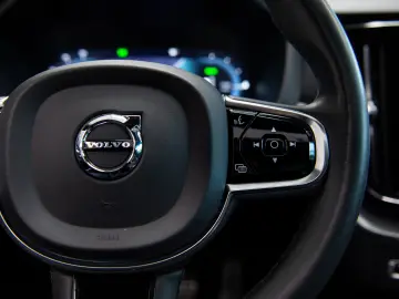 Volvo XC60 Recharge 2.0 T8 AWD