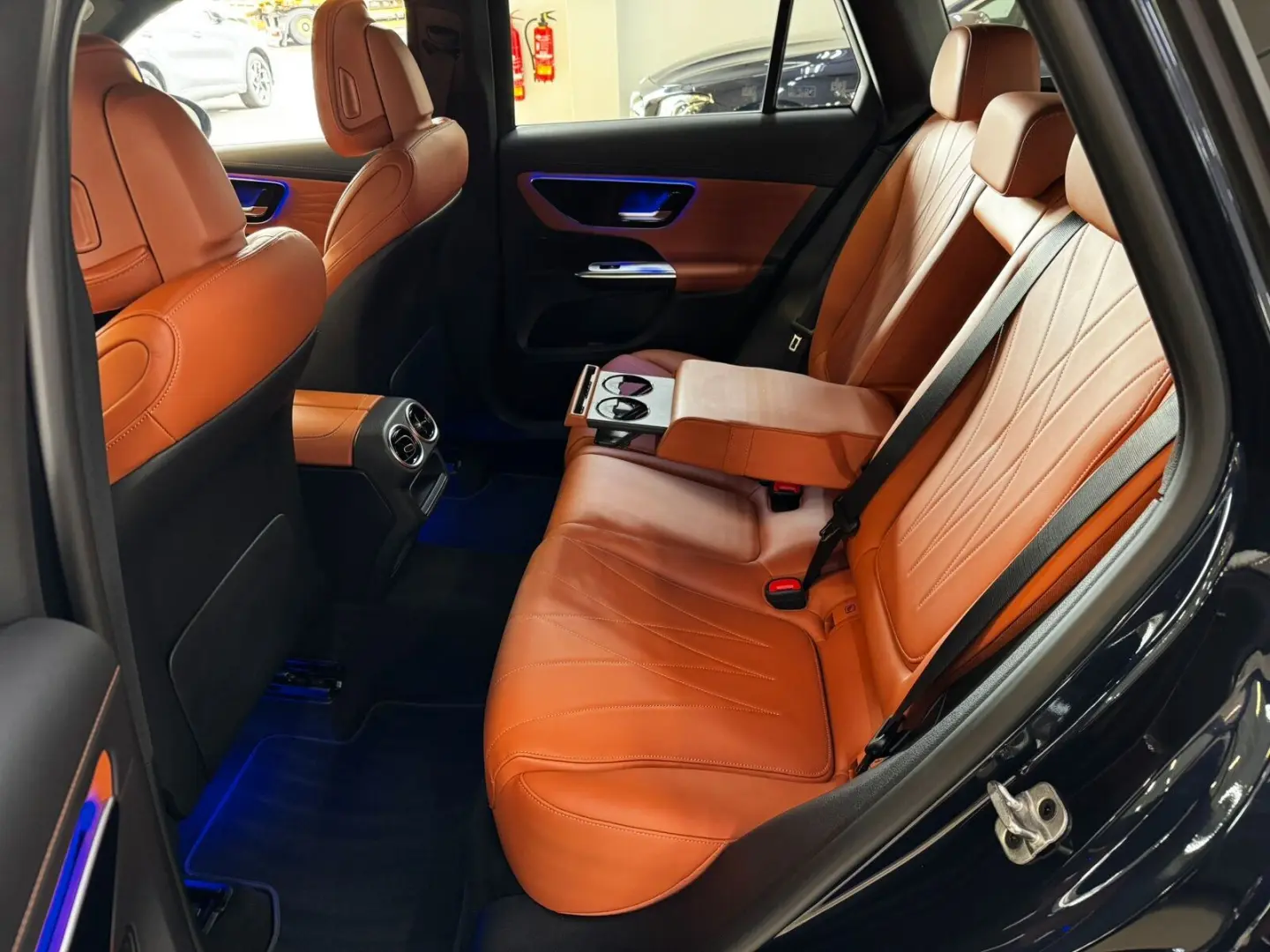 GLC 300 e 4M AMG Pano Distr Airm 360 Cam AHK 20 